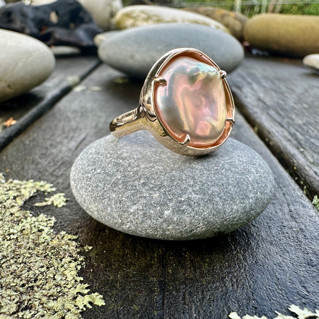 pink freshwater pearl in 9ct antique rose gold