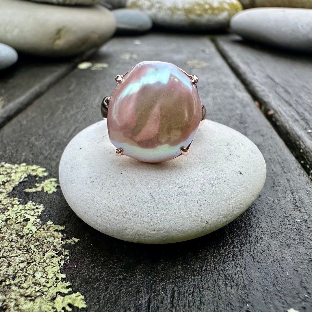 Contemporary pink freshwater pearl ring