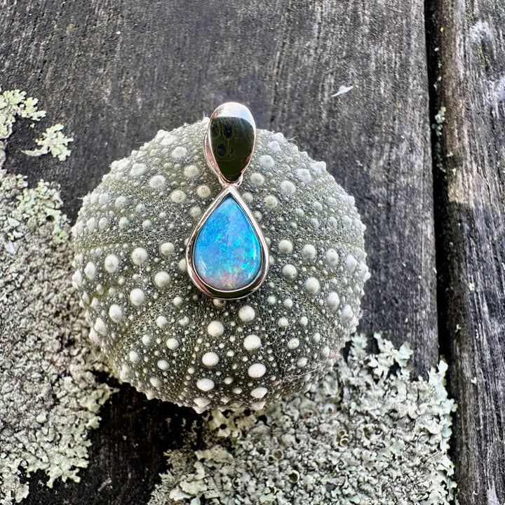 .96ct Opal Australian crystal pendant