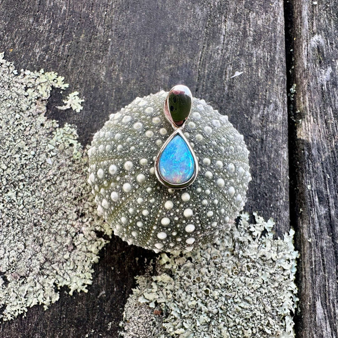 .96ct Opal Australian crystal pendant