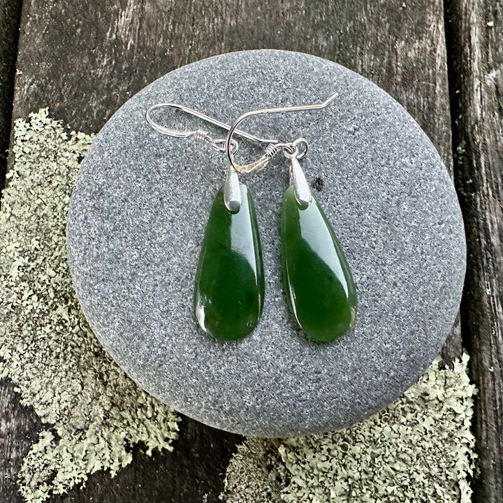 Pepe kawa kawa greenstone matched pair earrings