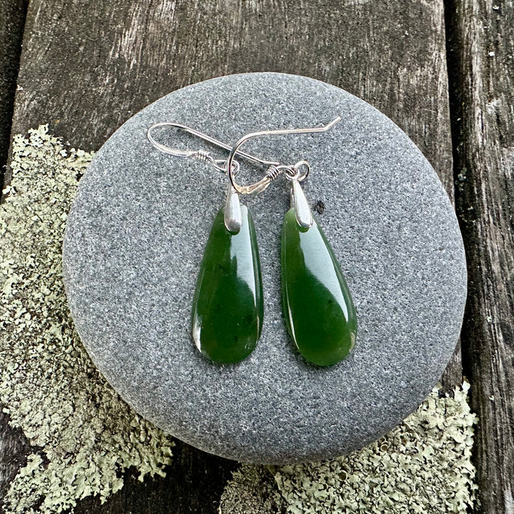 Pepe kawa kawa greenstone matched pair earrings