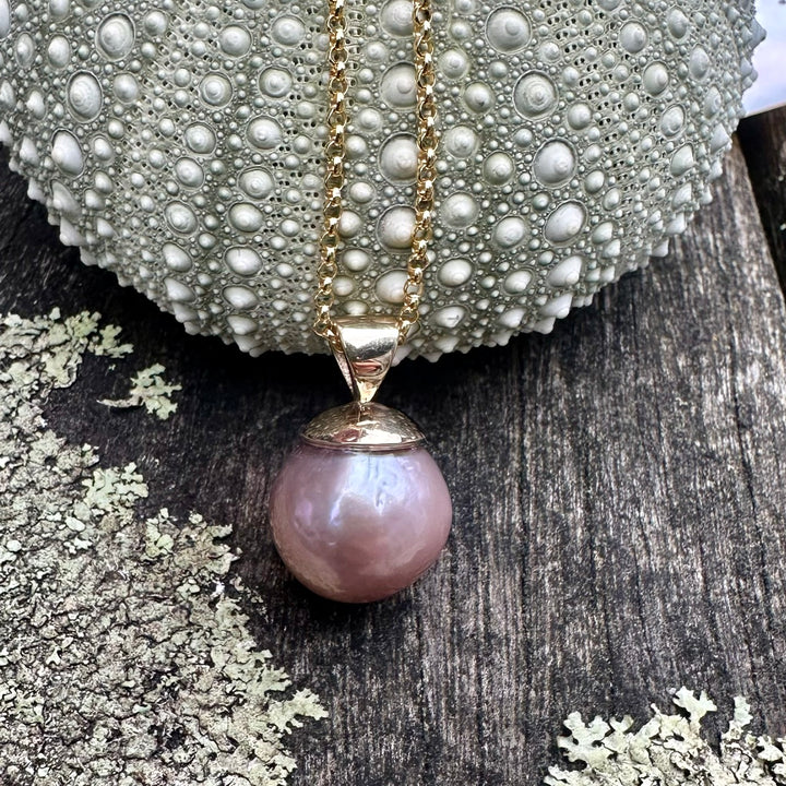 Pink baroque freshwater pearl pendant