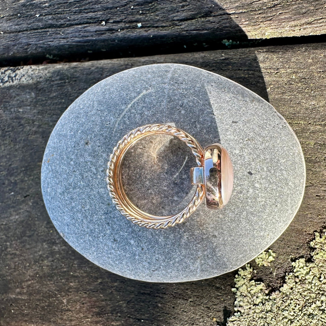 Pink freshwater pearl fine unity ring
