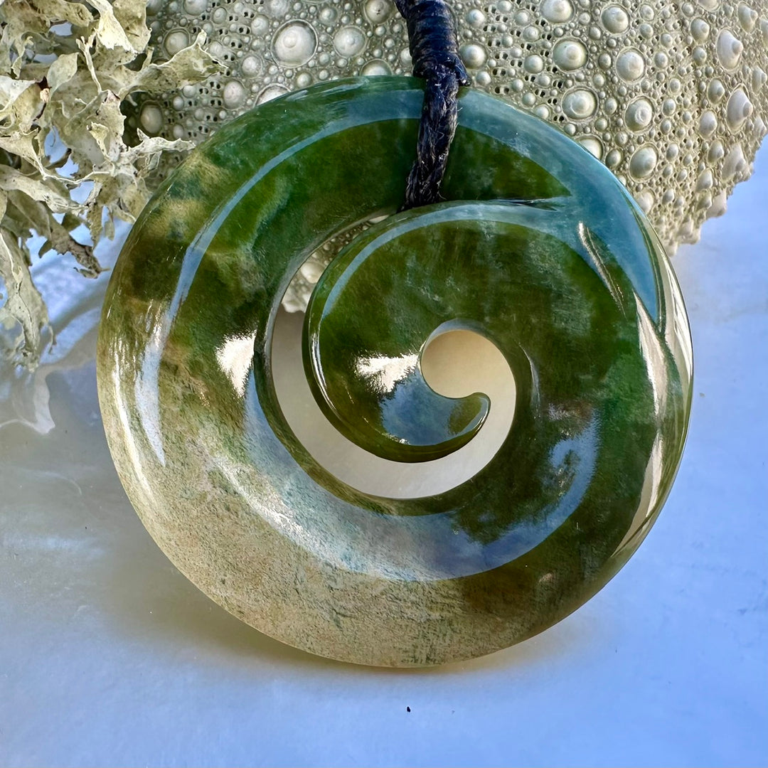 Medium Marsden flower koru