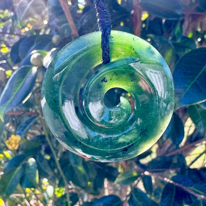 medium kawa kaw koru