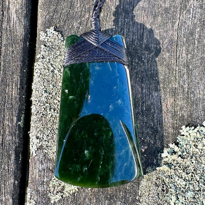 medium New Zealand greenstone toki