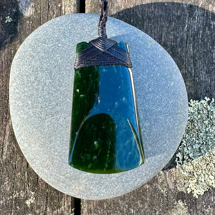 medium New Zealand greenstone toki