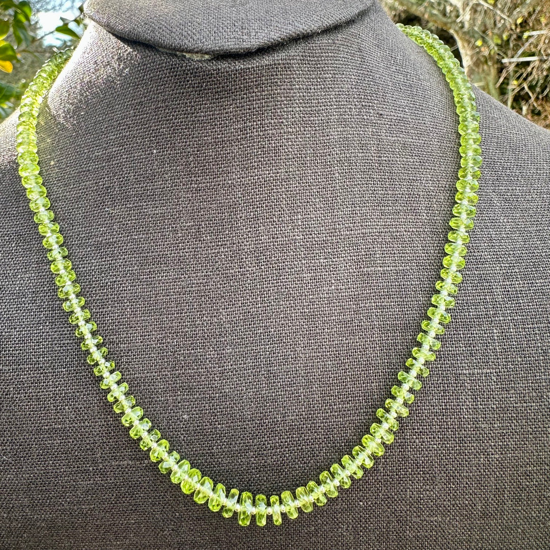 Faceted peridot rondel necklace