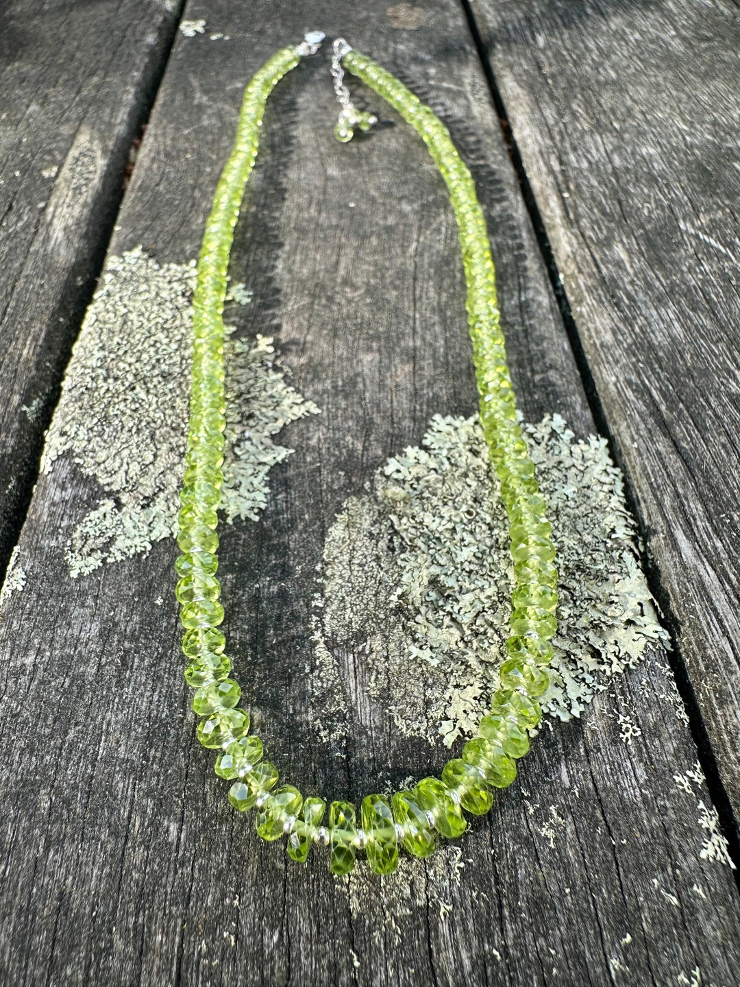 Faceted peridot rondel necklace