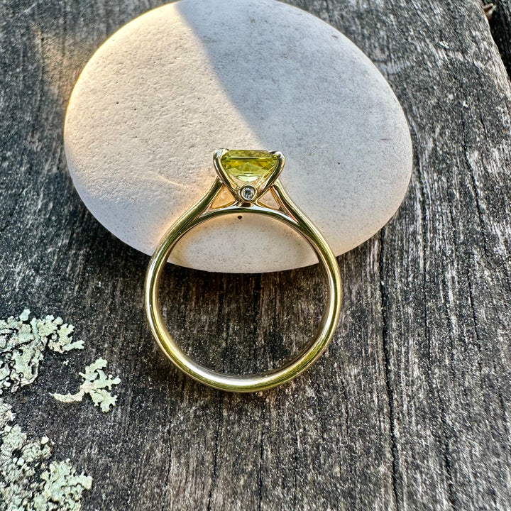 .87ct peridot ring