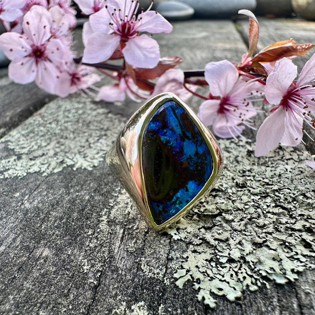 8ct Winton Boulder opal signet ring