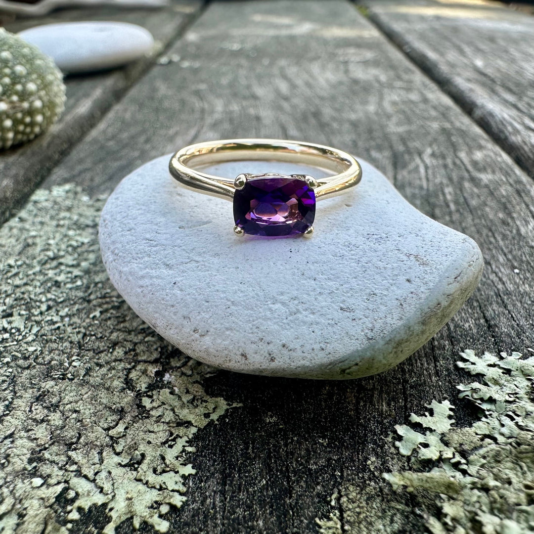 .77ct cushion cut amethyst ring