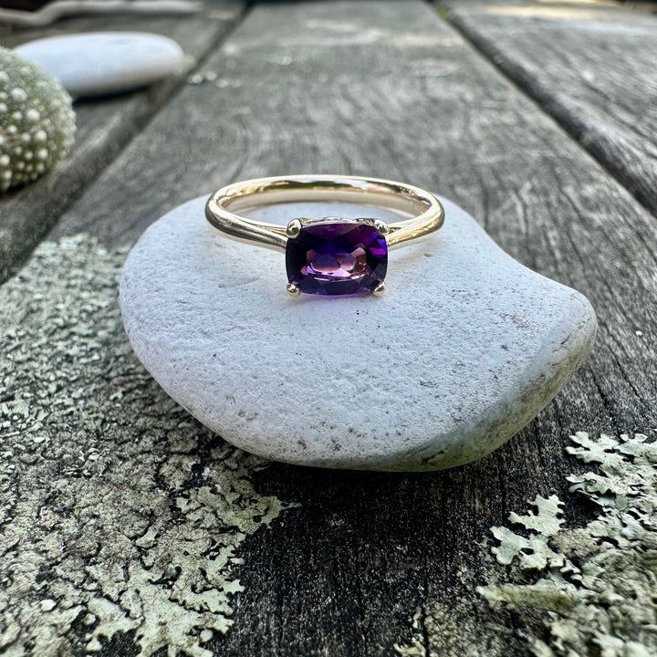 .77ct cushion cut amethyst ring