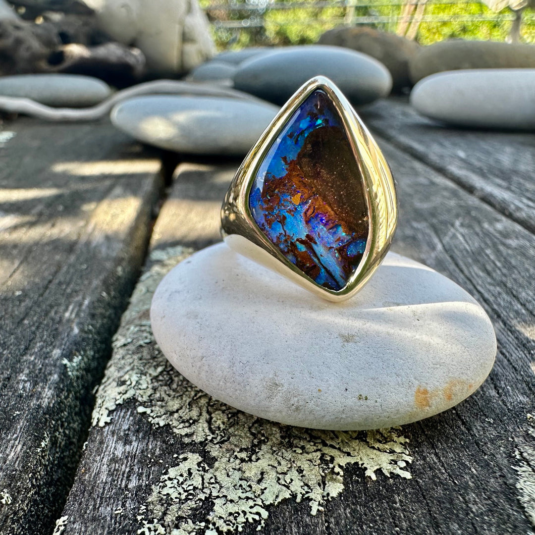 8ct Winton Boulder opal signet ring