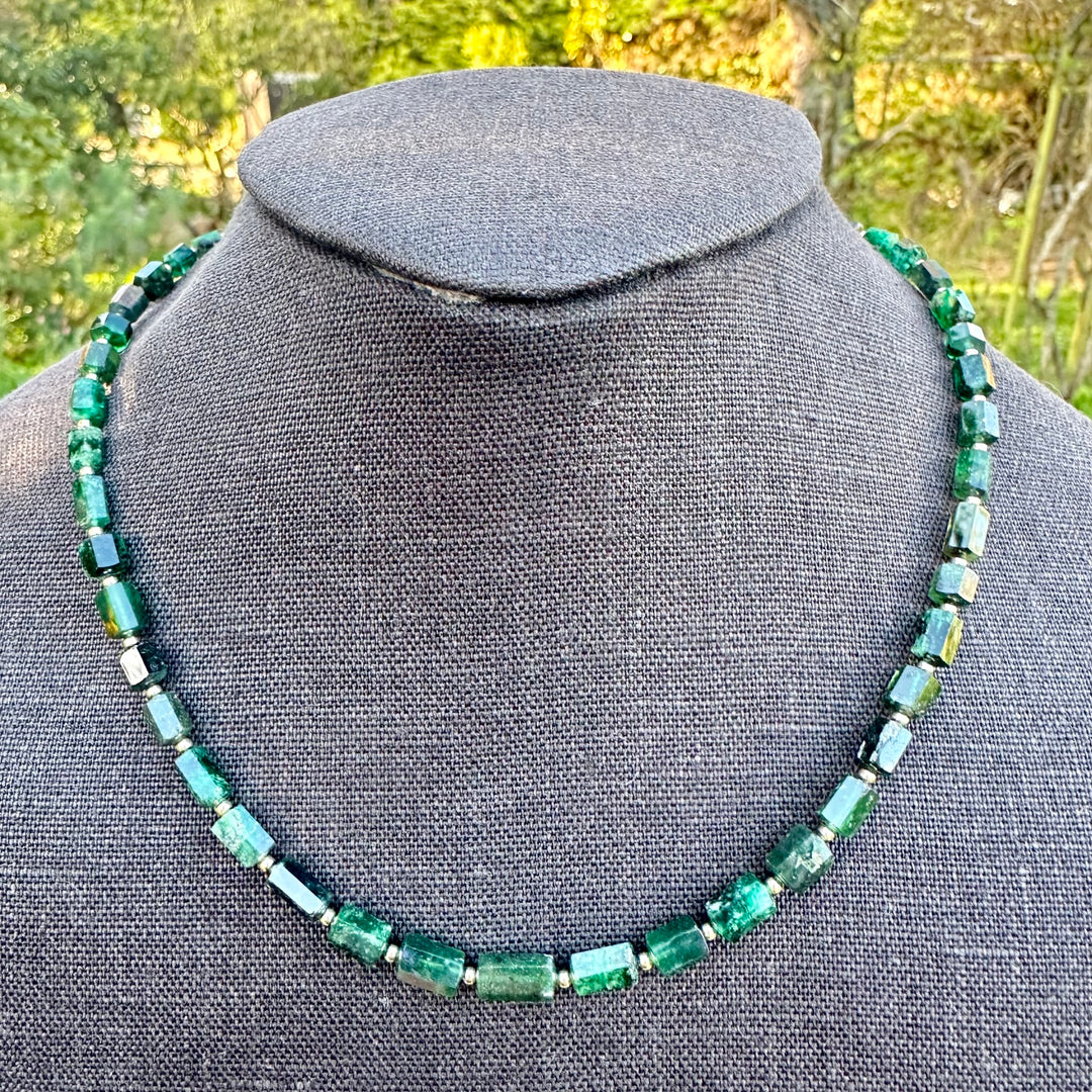brazilian emerald necklace