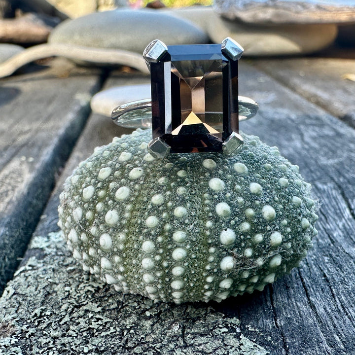 Smoky Quartz Ouruhia ring