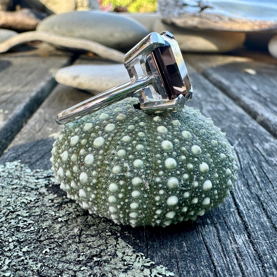 Smoky Quartz Ouruhia ring