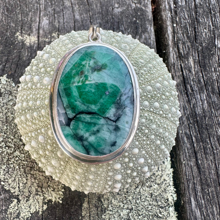 Brazilian emerald pendant in sterling silver
