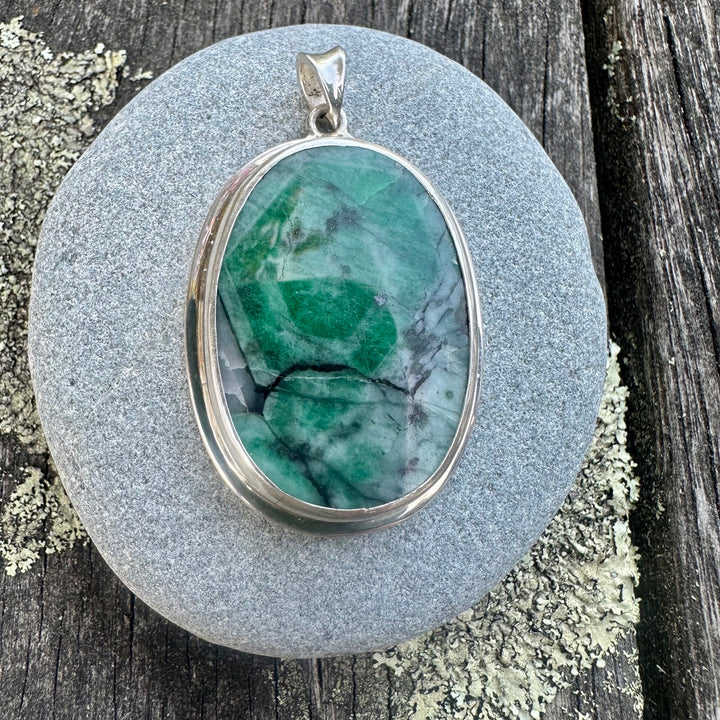 Brazilian emerald pendant in sterling silver