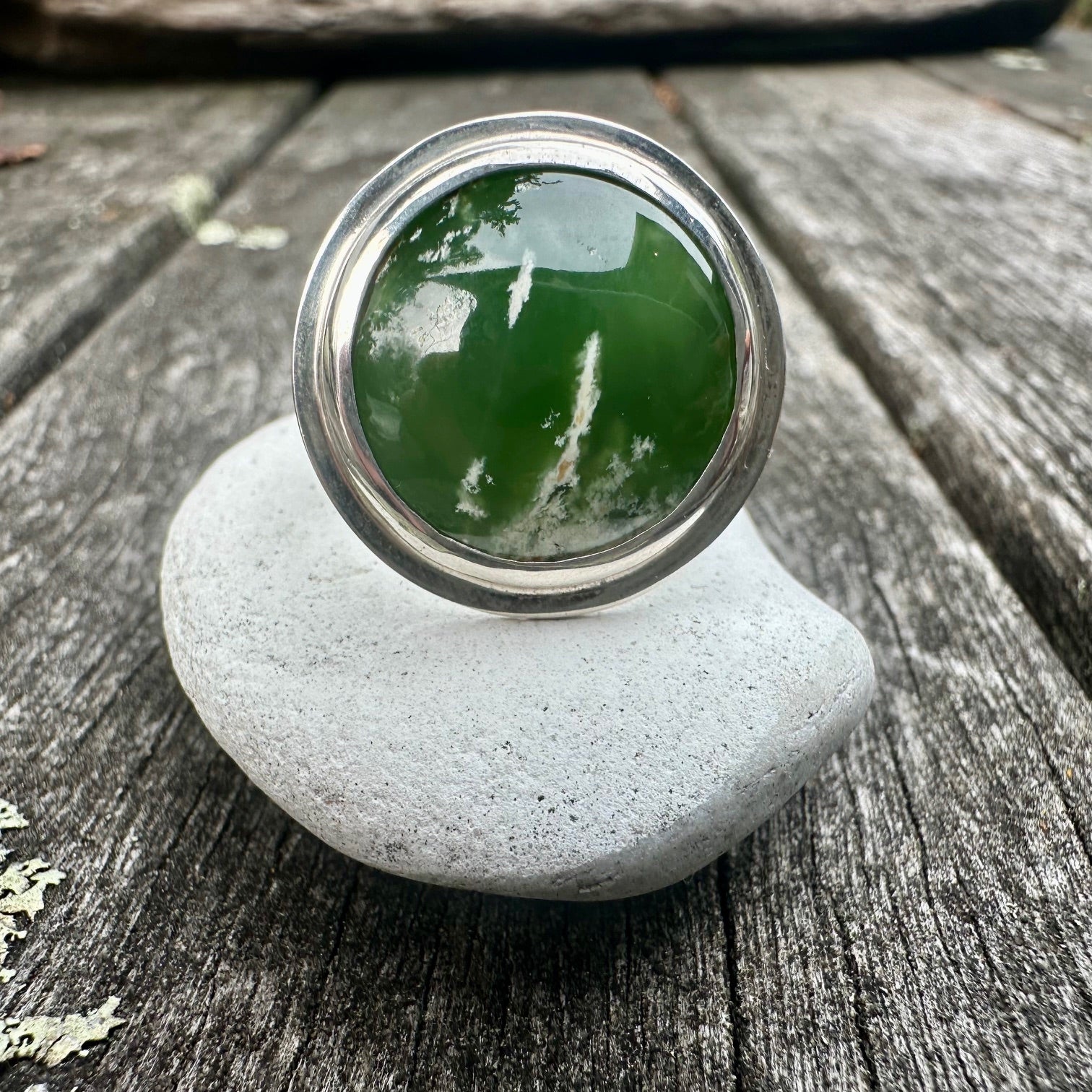 Marsden flower ring – Rowena Watson Jewellers