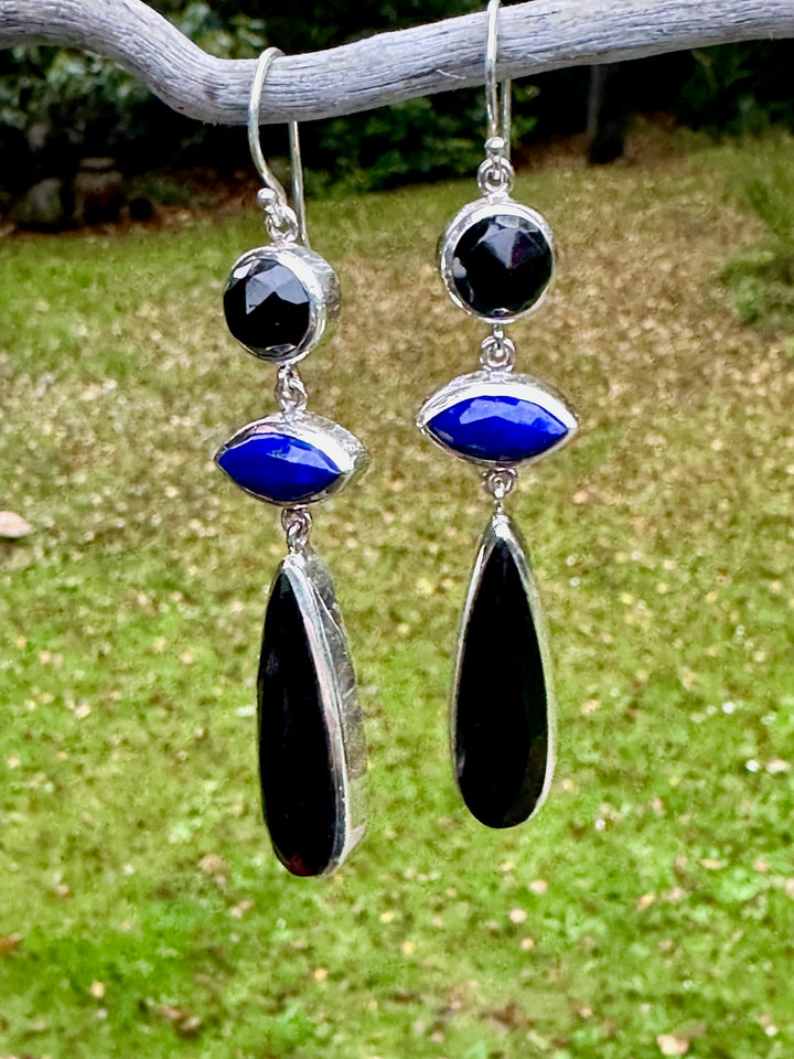 Black onyx and lapis lazuli earrings