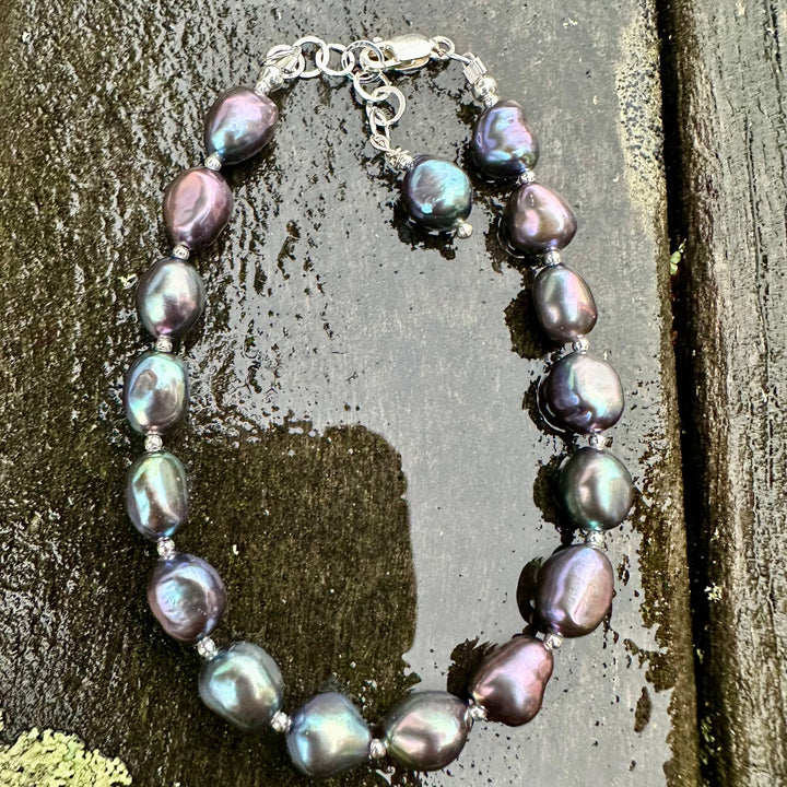 Peacock freshwater pearl bracelet