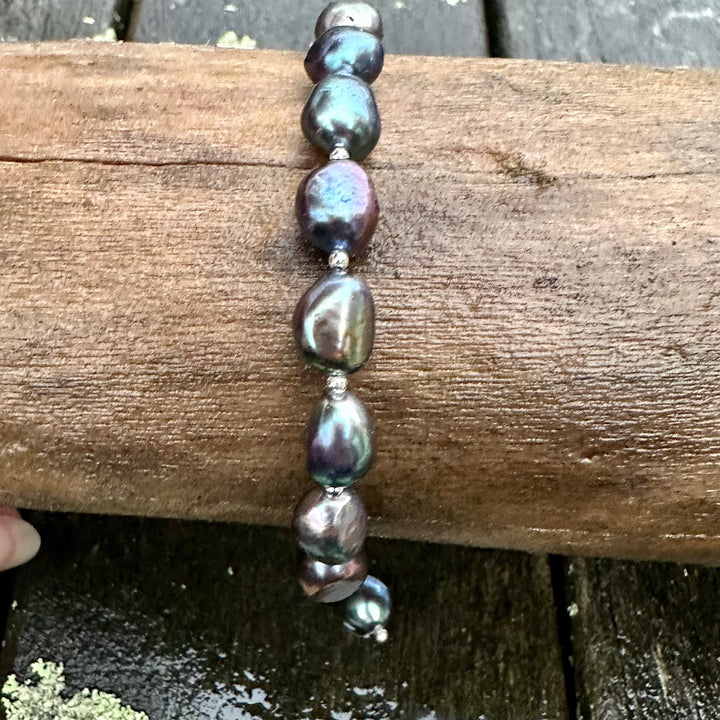 Peacock freshwater pearl bracelet