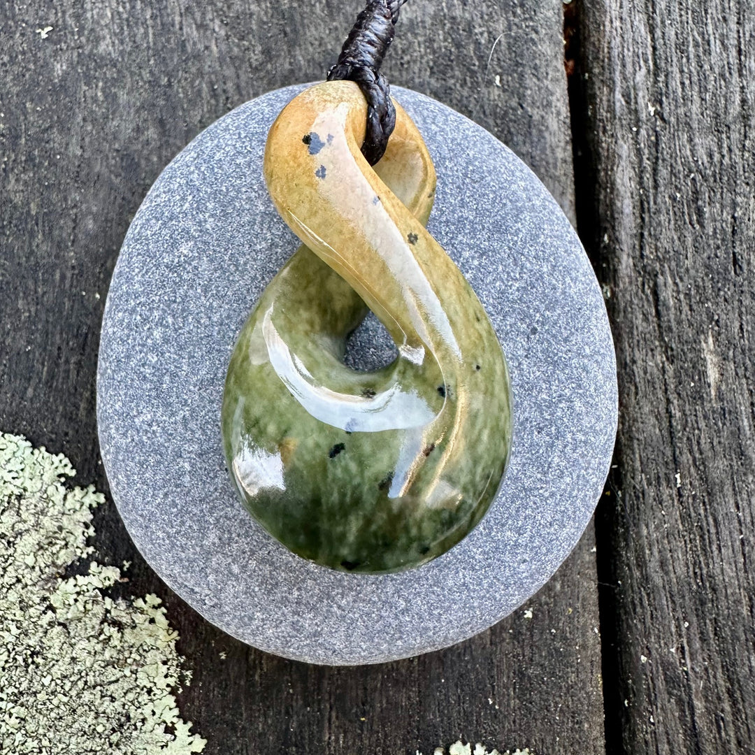Small single twist rau kumara