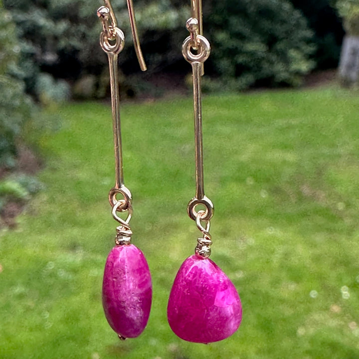 Indian ruby earrings in 14 ct gold