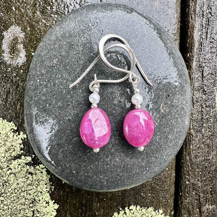 Indian ruby & freshwater pearl earrings
