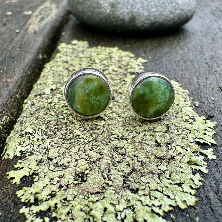 8mm Marsden flower studs