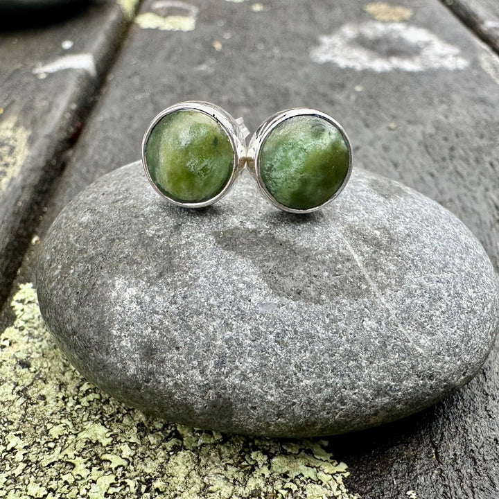 8mm Marsden flower studs
