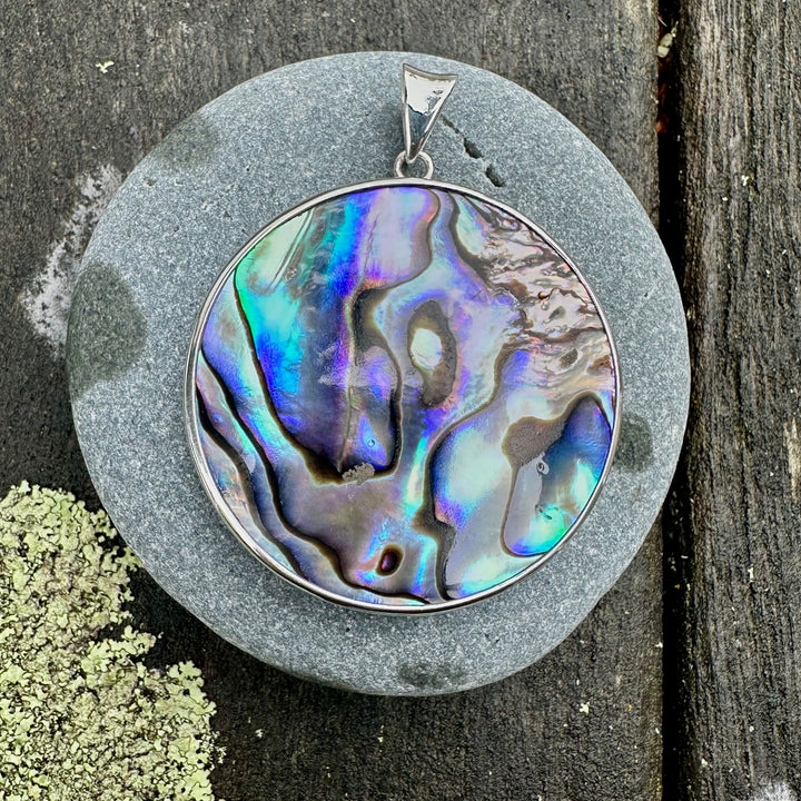 NZ paua shell pendant