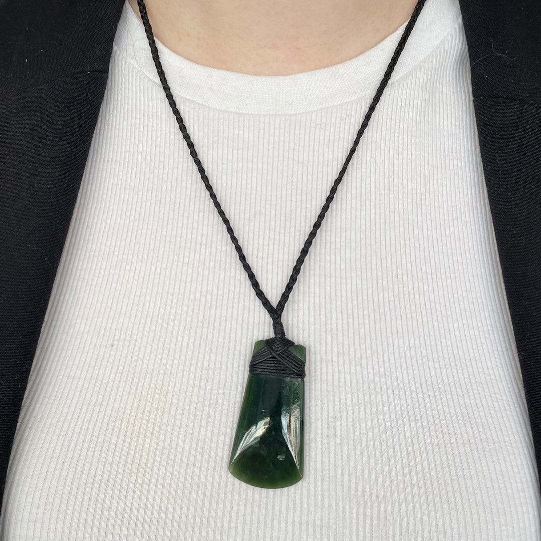 Small dark NZ greenstone toki