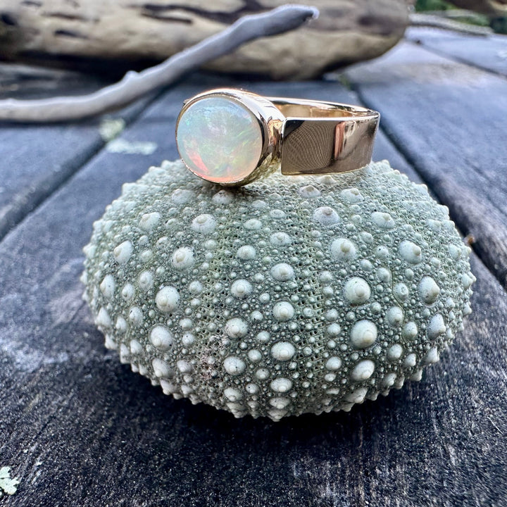 Vintage Australian crystal opal ring