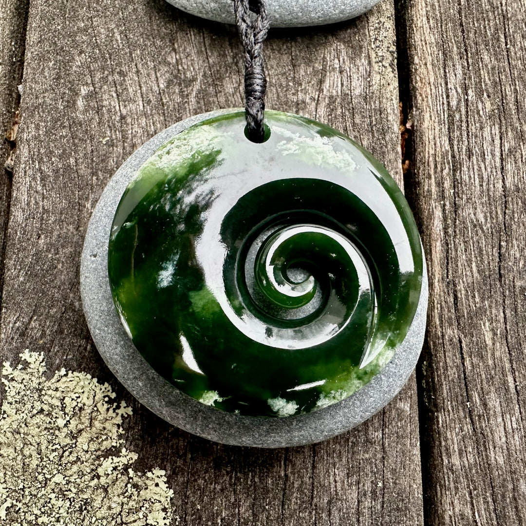 Large marsden flower koru