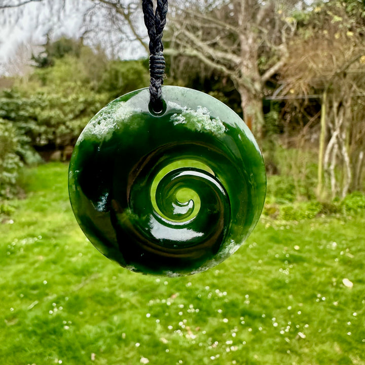 Large marsden flower koru