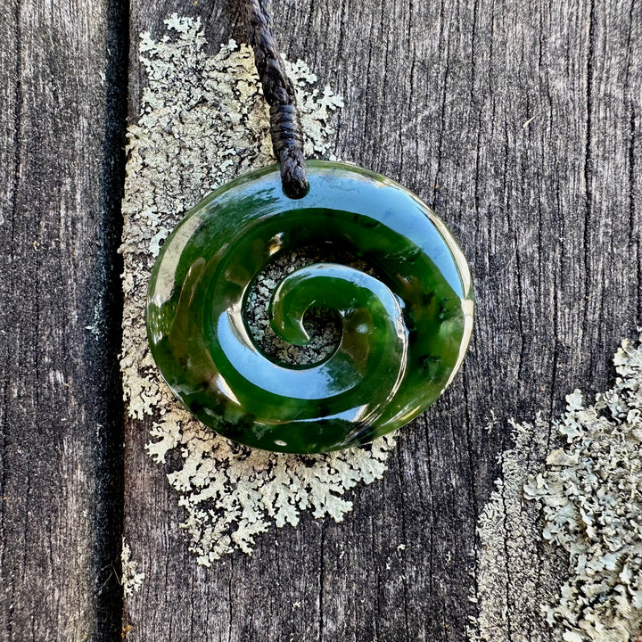 Kawa Kawa oval koru necklace