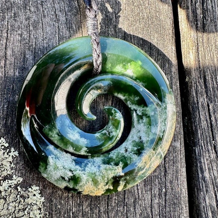 Large Marsden flower koru
