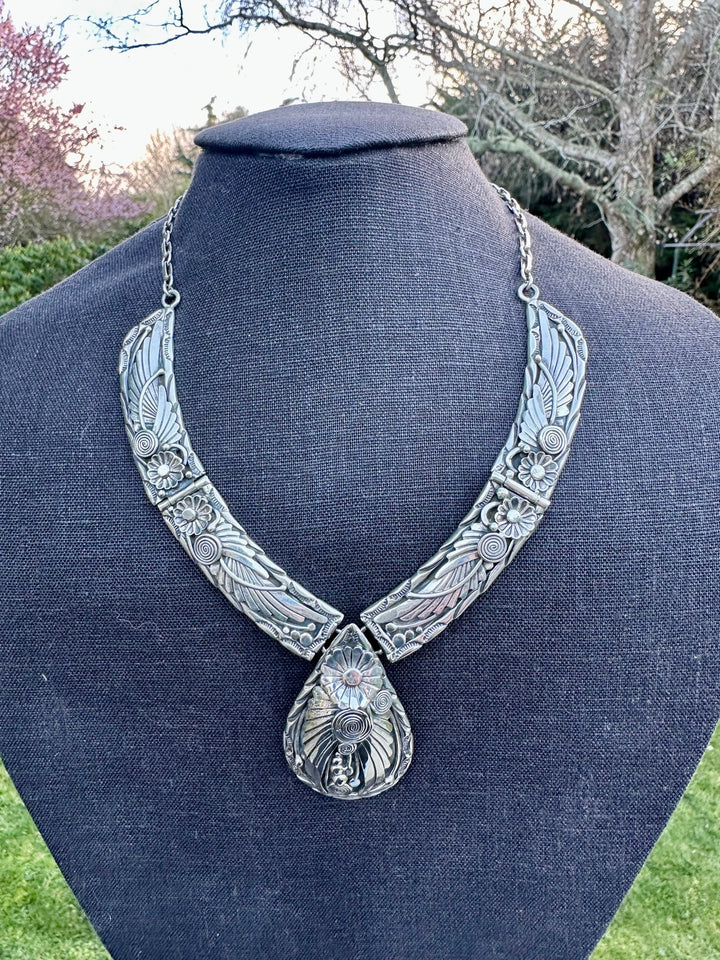 Sterling silver collar necklace