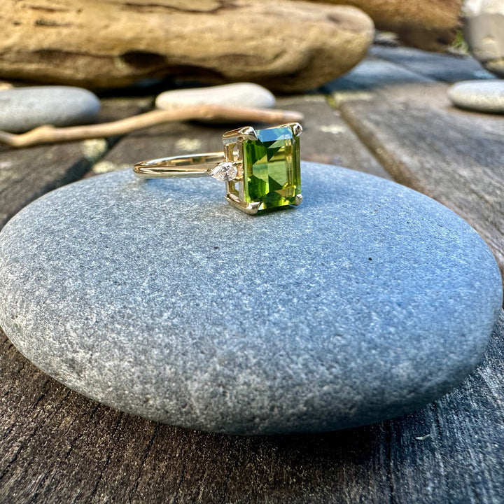 Peridot & diamond ring