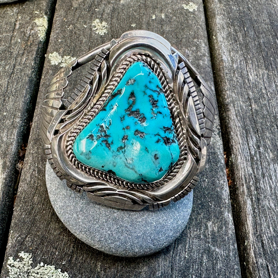 Vintage Navajo turquoise cuff