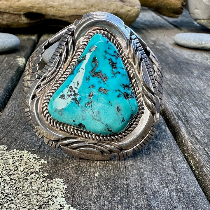 Vintage Navajo turquoise cuff
