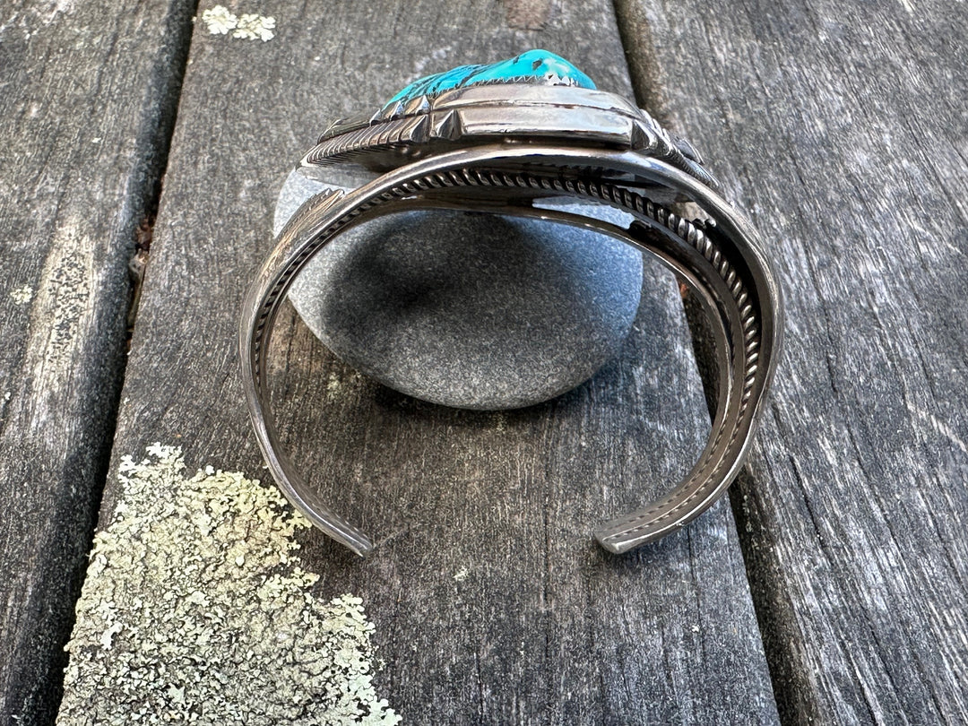 Vintage Navajo turquoise cuff