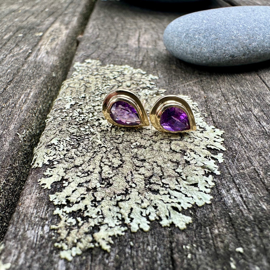 amethyst studs
