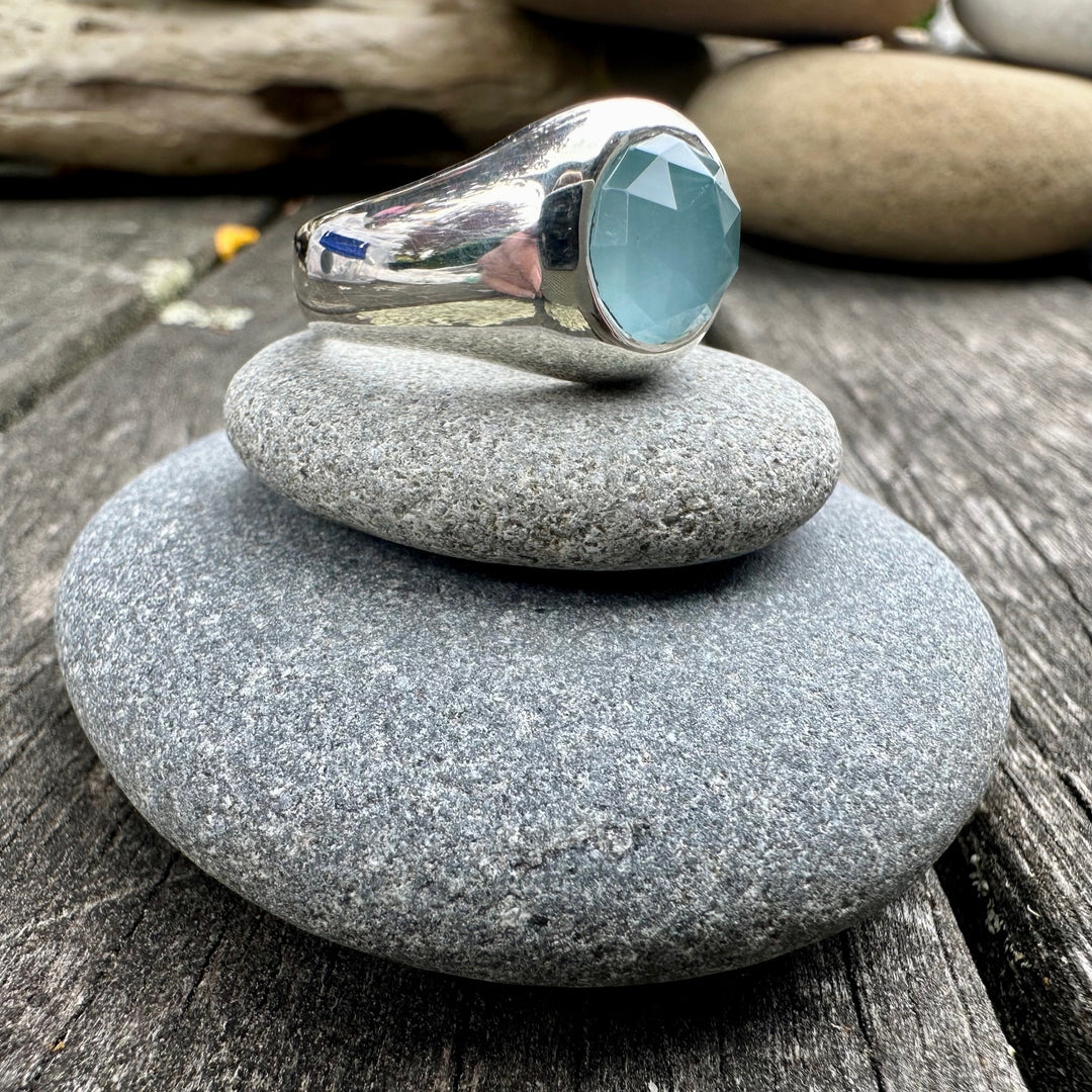 Aquamarine signet ring