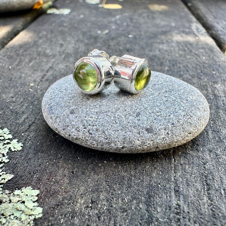 Peridot studs