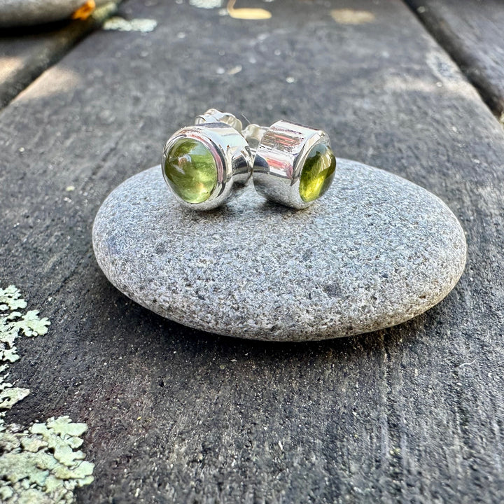 Peridot studs