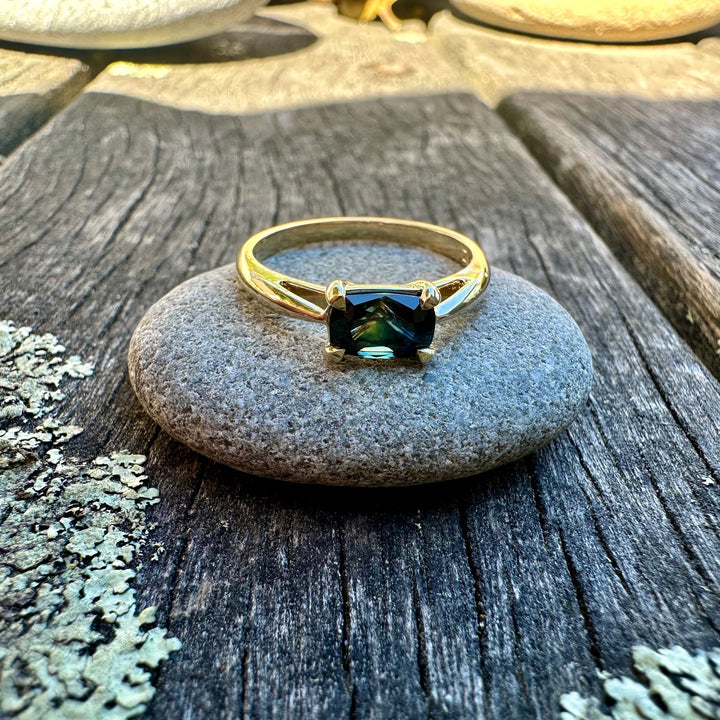 Australian parti sapphire ring